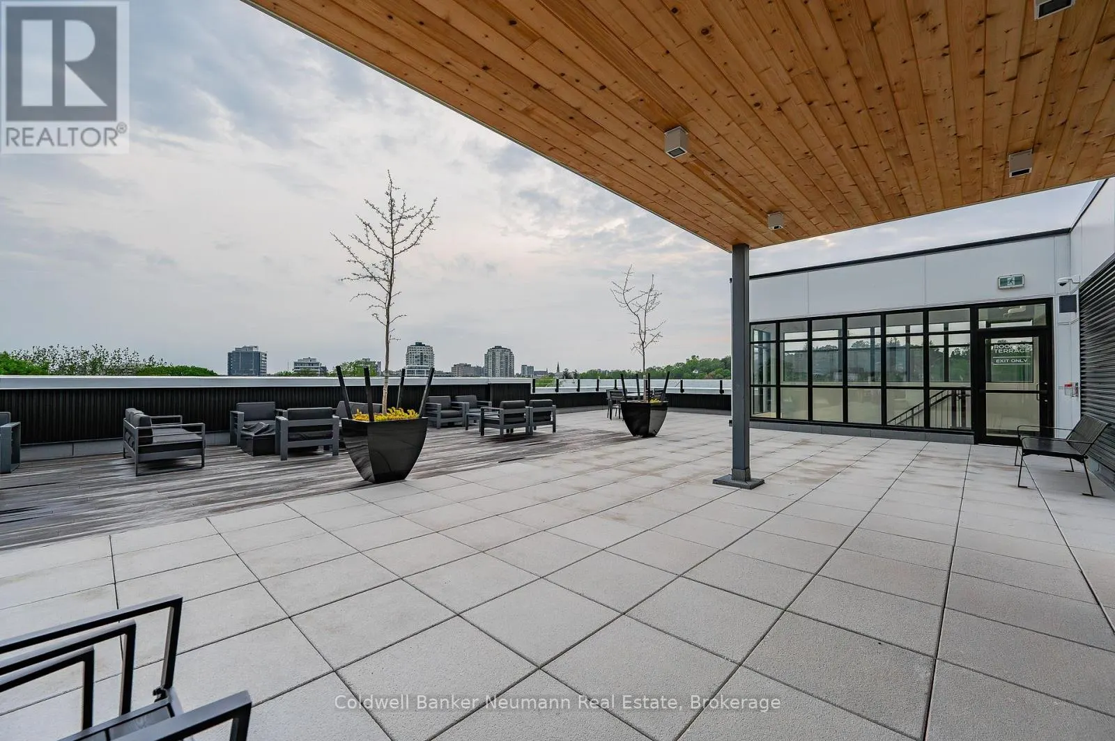 314 - 120 HURON STREET, #314