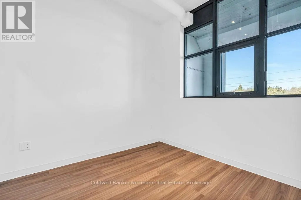 314 - 120 HURON STREET, #314