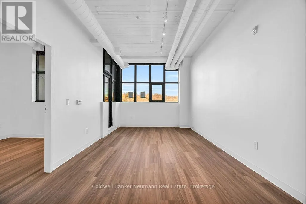 314 - 120 HURON STREET, #314