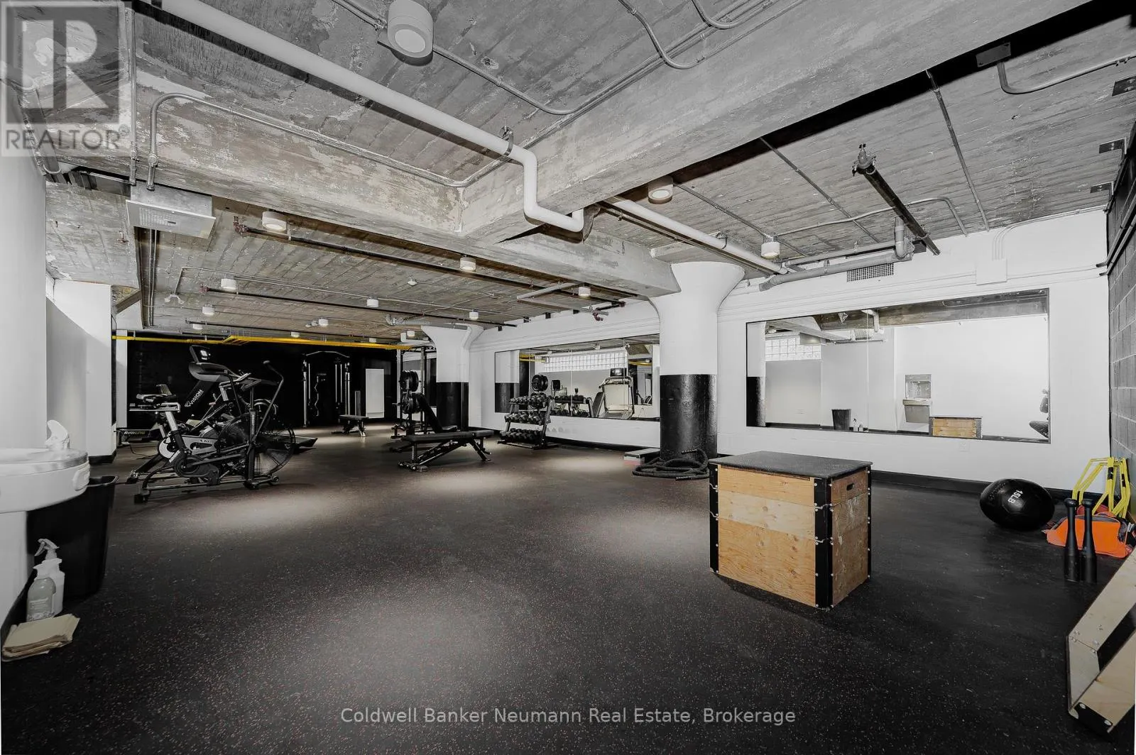 314 - 120 HURON STREET, #314