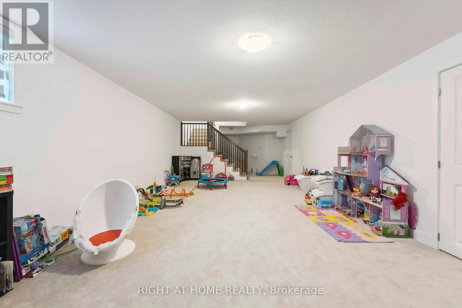 848 BECKTON HEIGHTS S