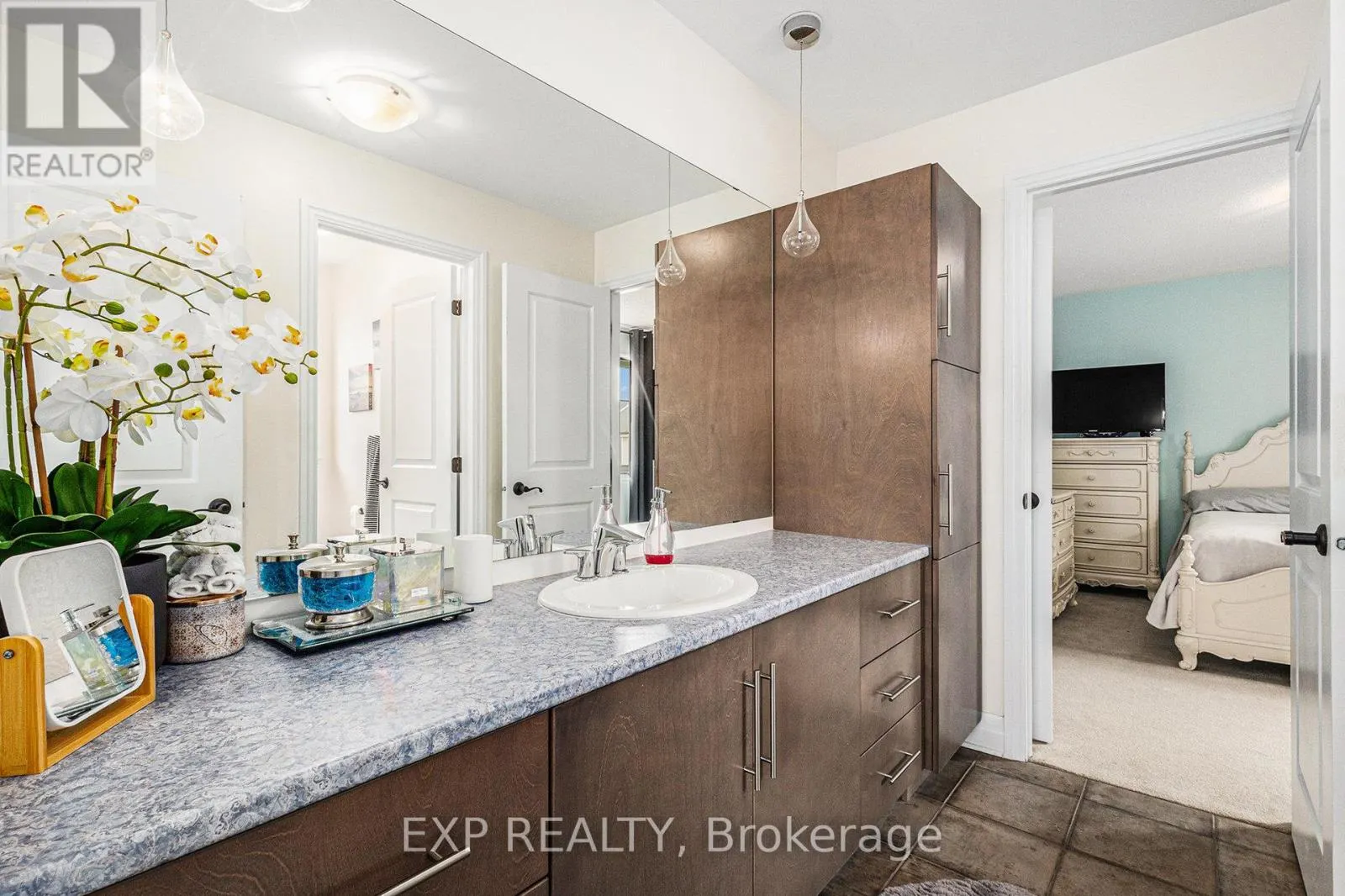182 SUNITA CRESCENT