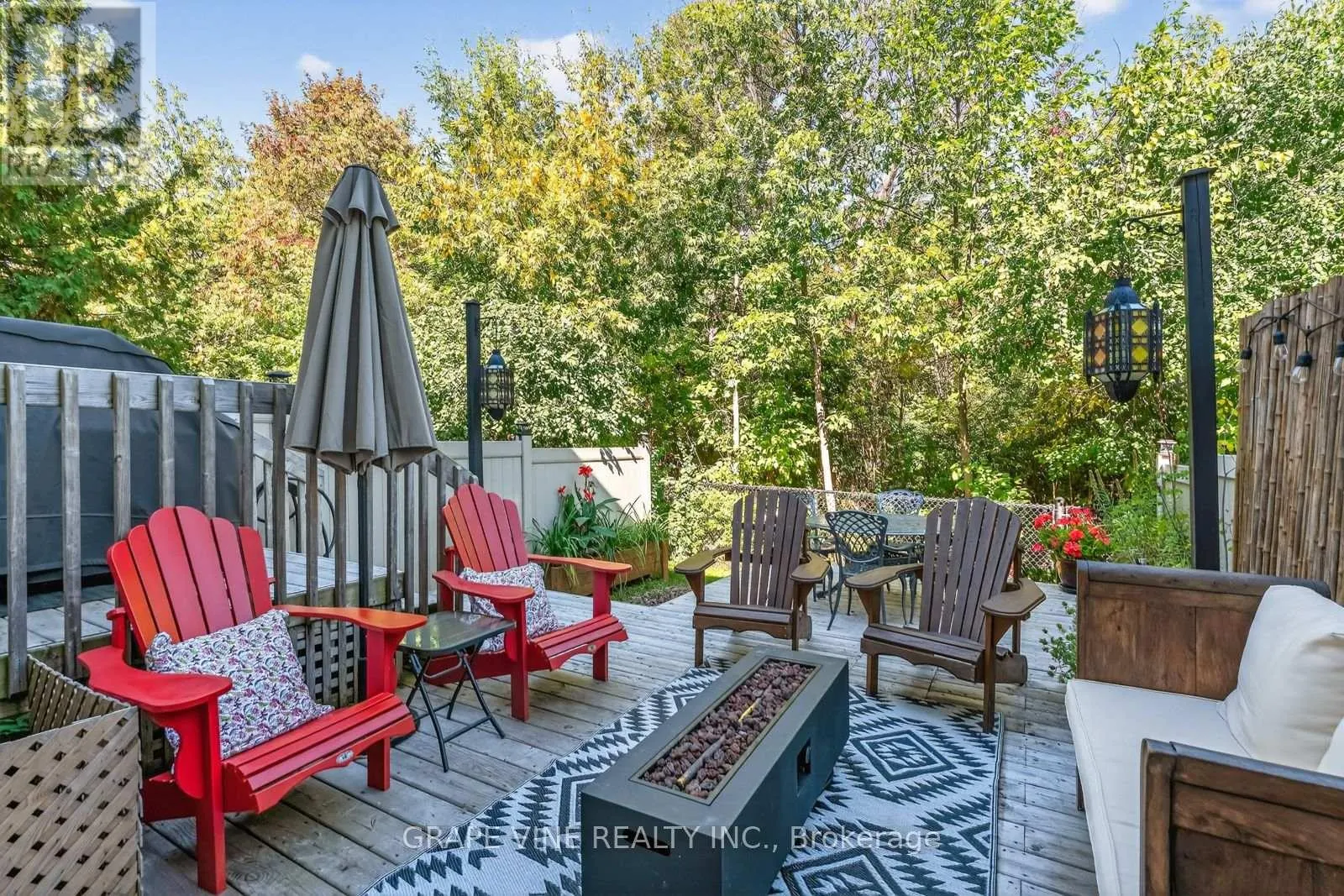 19 FIELDBERRY PRIVATE