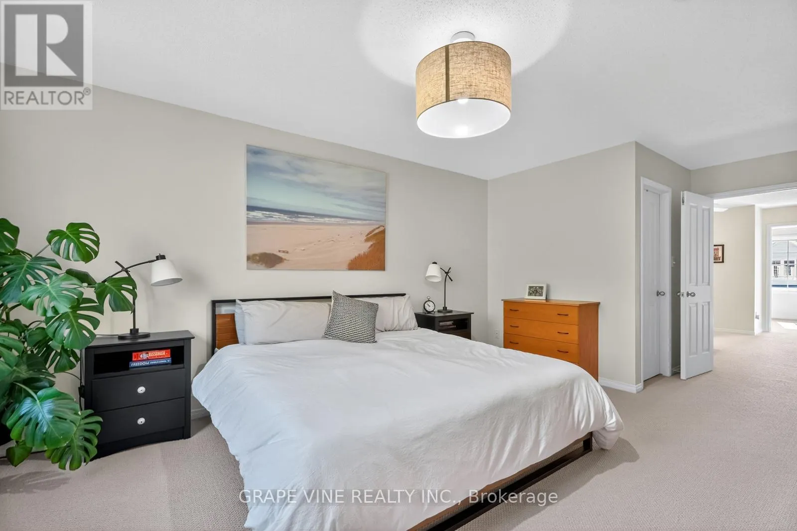 19 FIELDBERRY PRIVATE