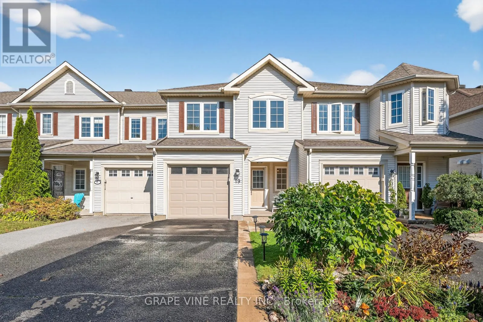 19 FIELDBERRY PRIVATE