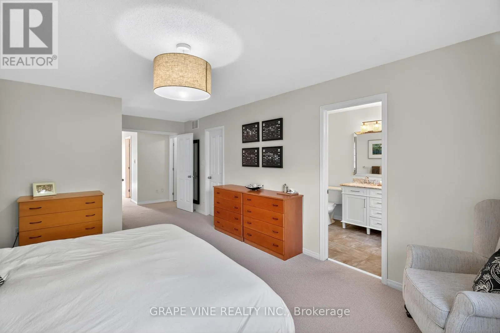 19 FIELDBERRY PRIVATE