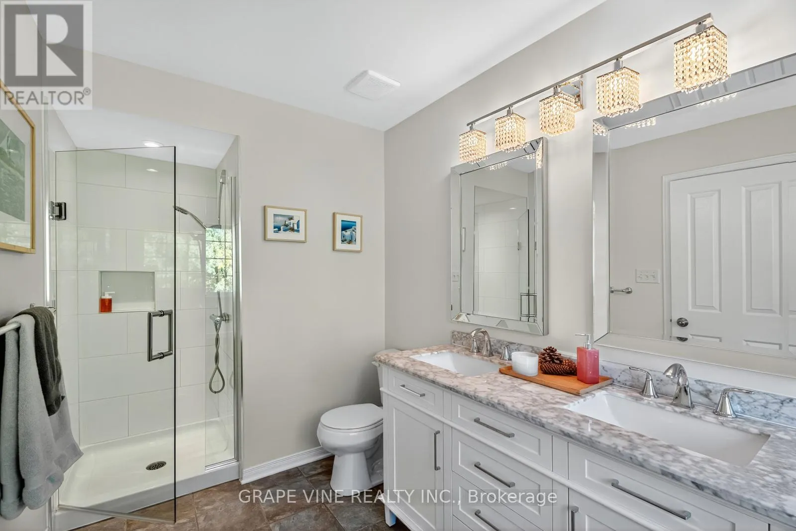 19 FIELDBERRY PRIVATE