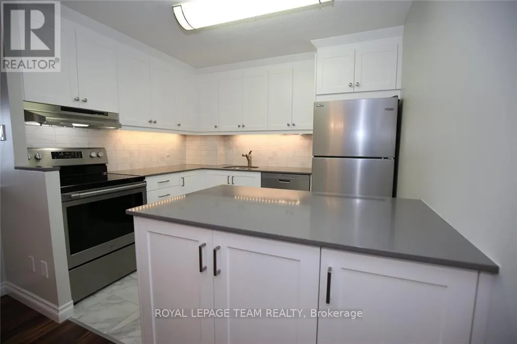 1003 - 1100 AMBLESIDE DRIVE