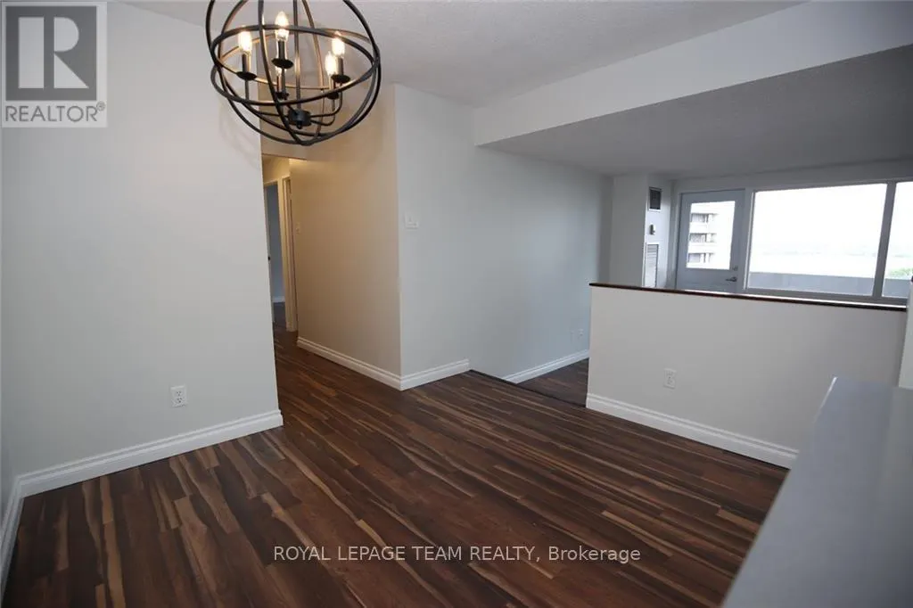 1003 - 1100 AMBLESIDE DRIVE