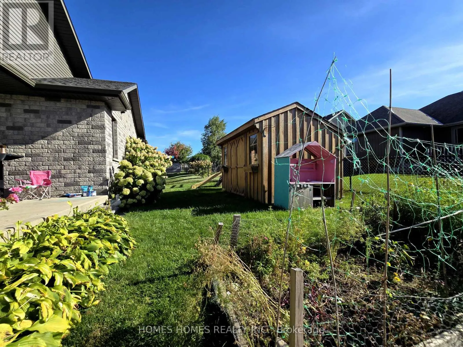 192 RUBY'S CRESCENT
