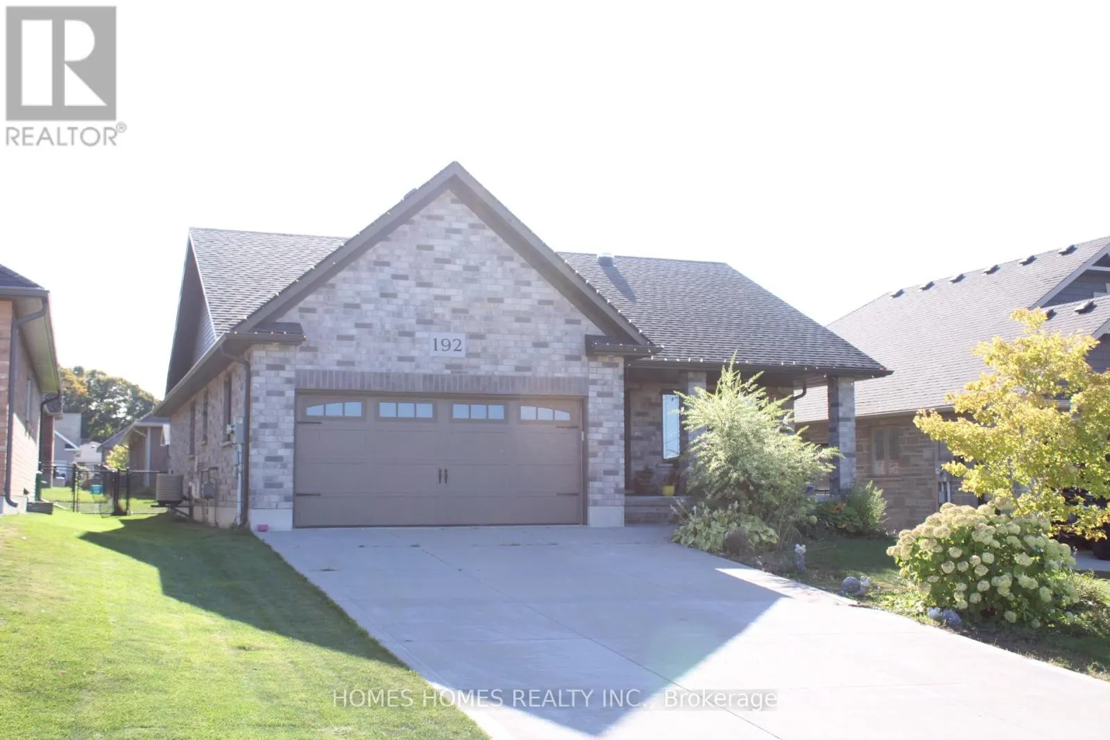 192 RUBY'S CRESCENT