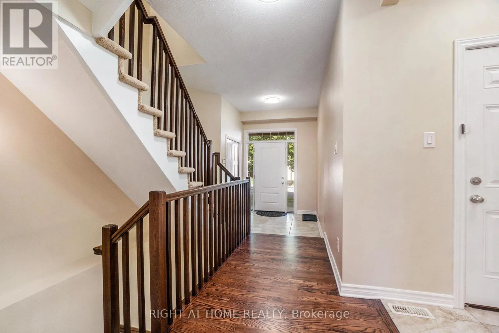 928 BUNCHBERRY WAY