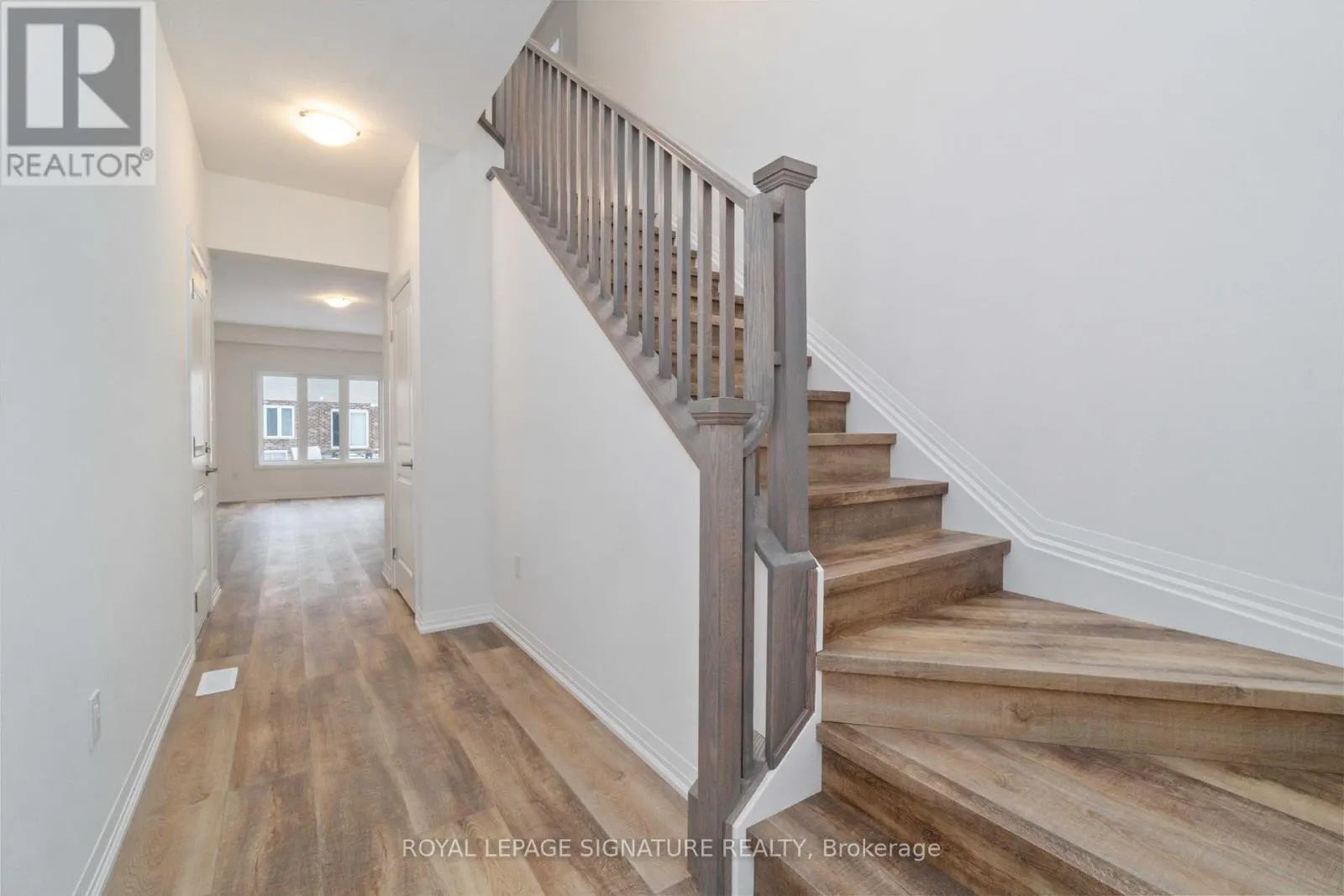 126 BUR OAK DRIVE