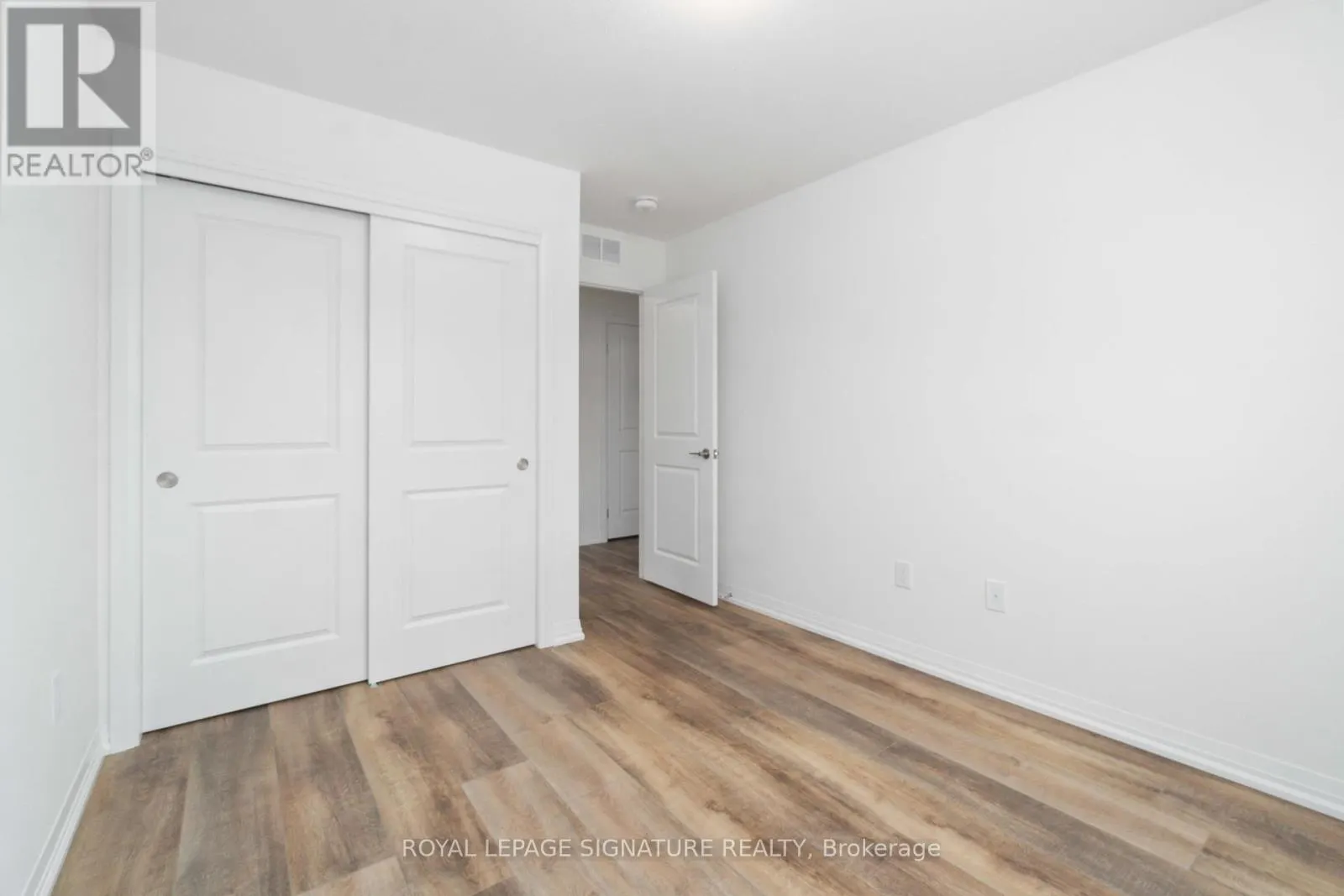 126 BUR OAK DRIVE