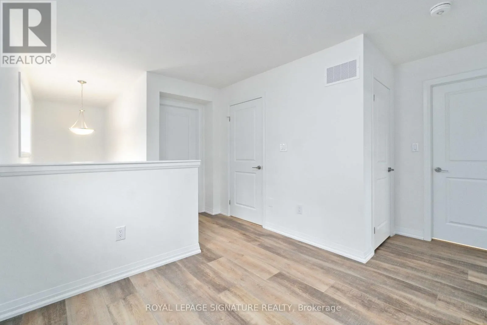126 BUR OAK DRIVE