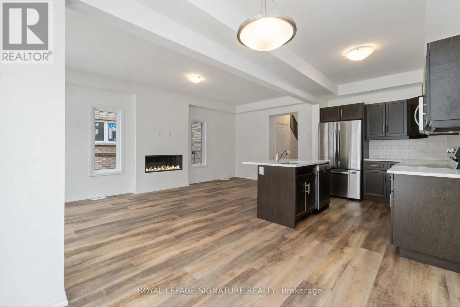 126 BUR OAK DRIVE