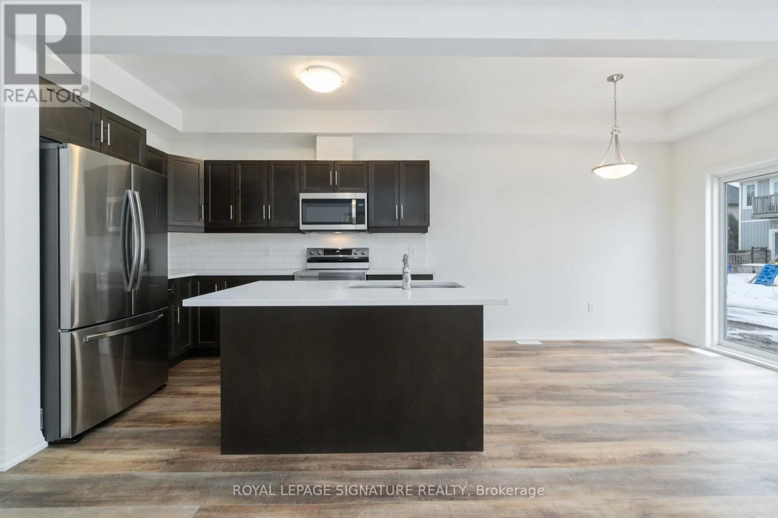 126 BUR OAK DRIVE