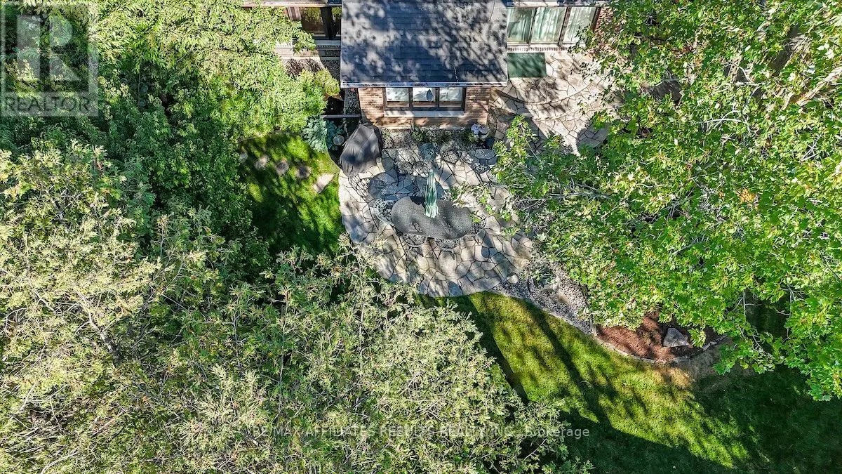 30 PENTLAND CRESCENT