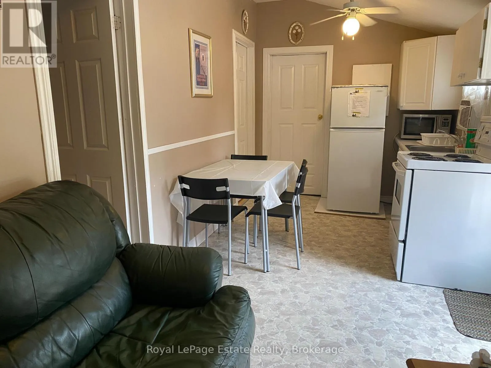 104 THIRD AVENUE N