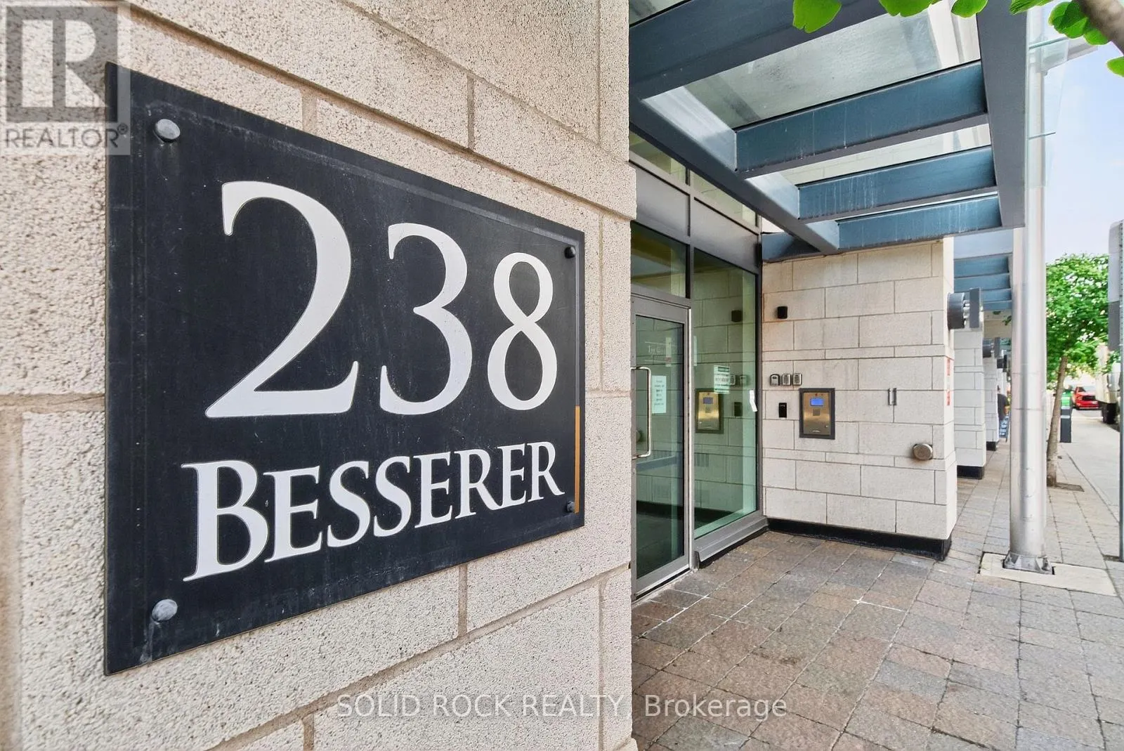 703 - 238 BESSERER STREET