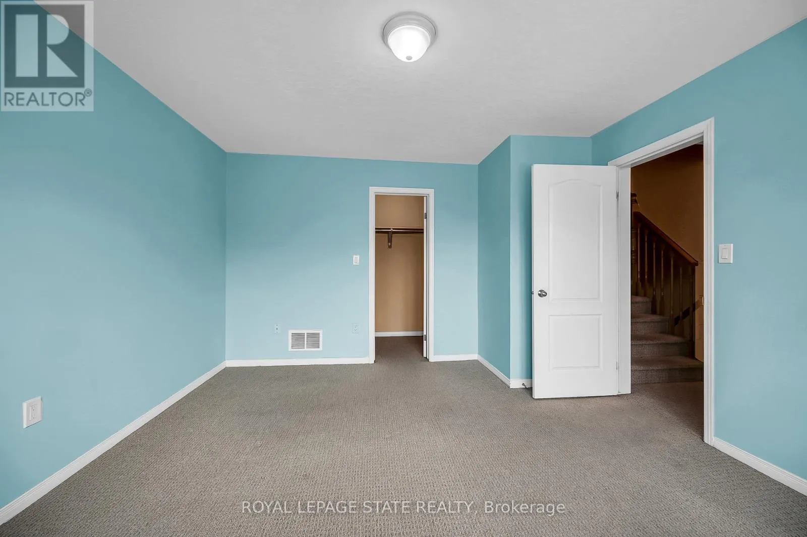 24 - 170 PALACEBEACH TRAIL