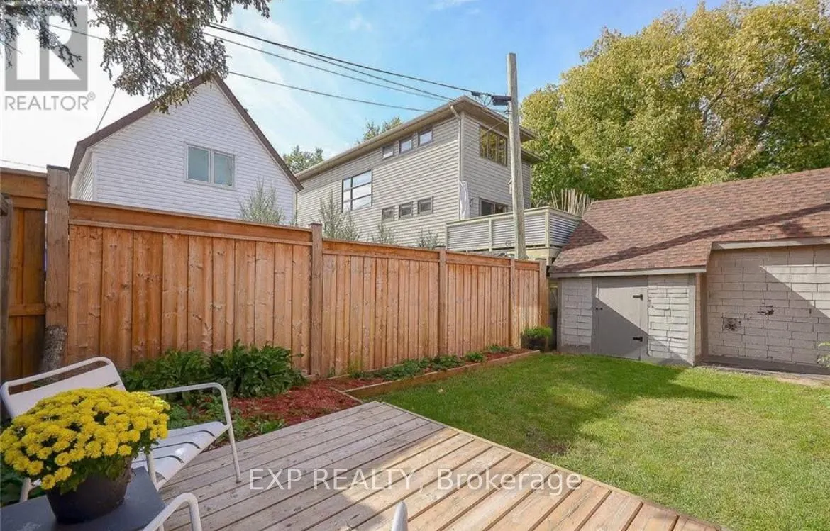 566 KIRKWOOD AVENUE