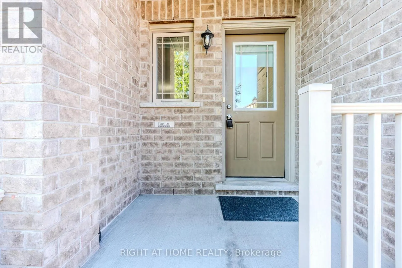 26 - 14 AMOS DRIVE