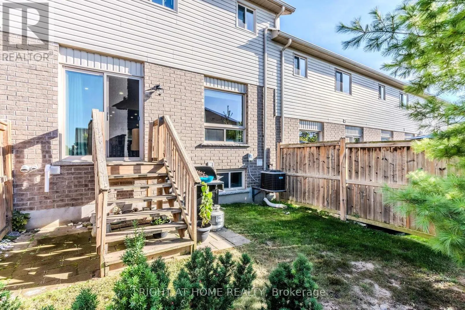 26 - 14 AMOS DRIVE
