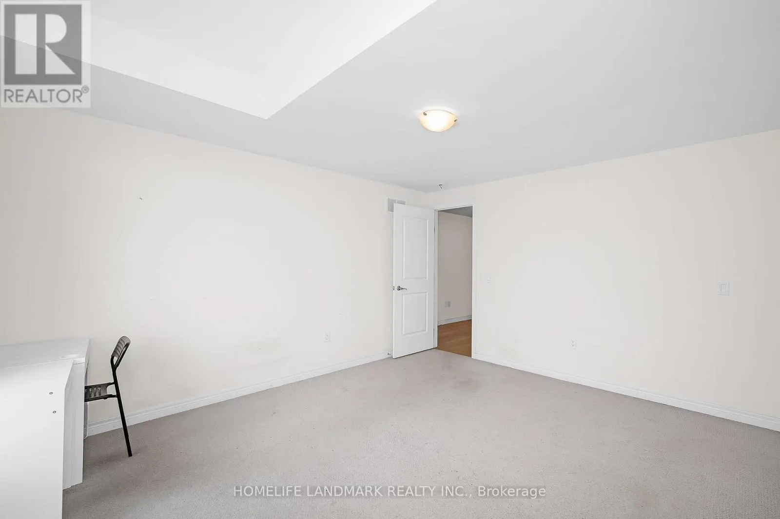 8 DOUGHERTY COURT
