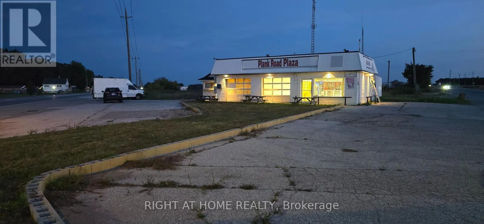 1501 PLANK ROAD