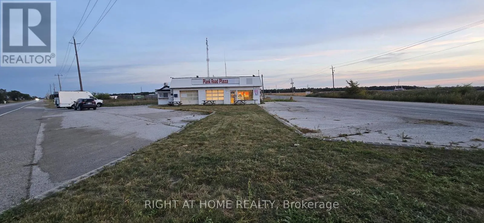 1501 PLANK ROAD