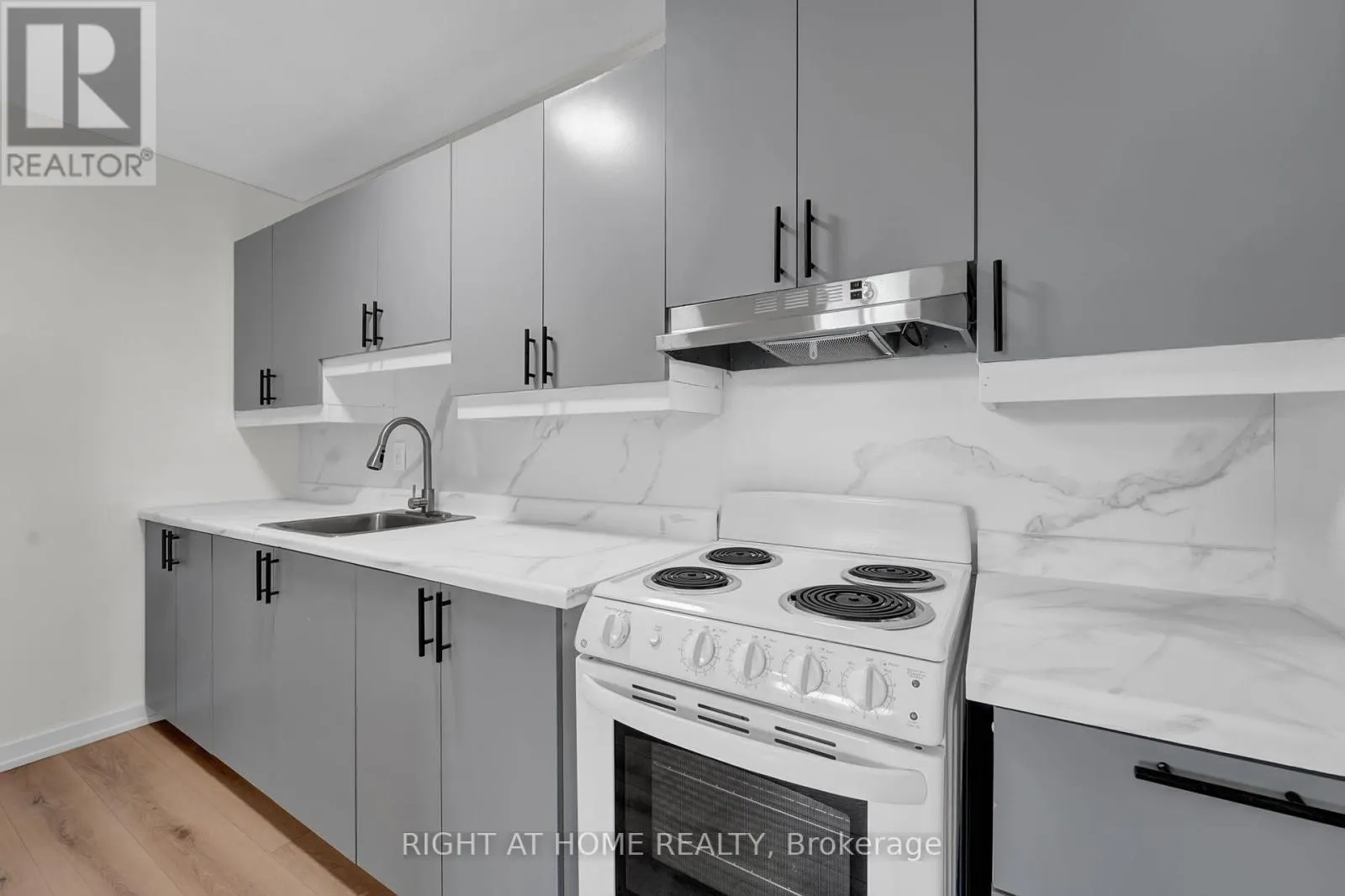3 - 6 JOHN STREET S