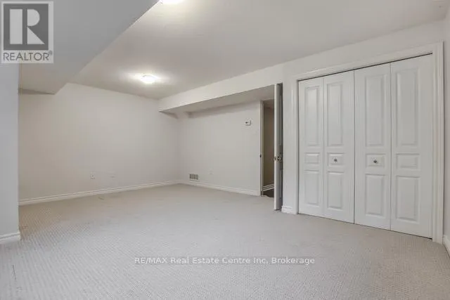 35 REVELL DRIVE