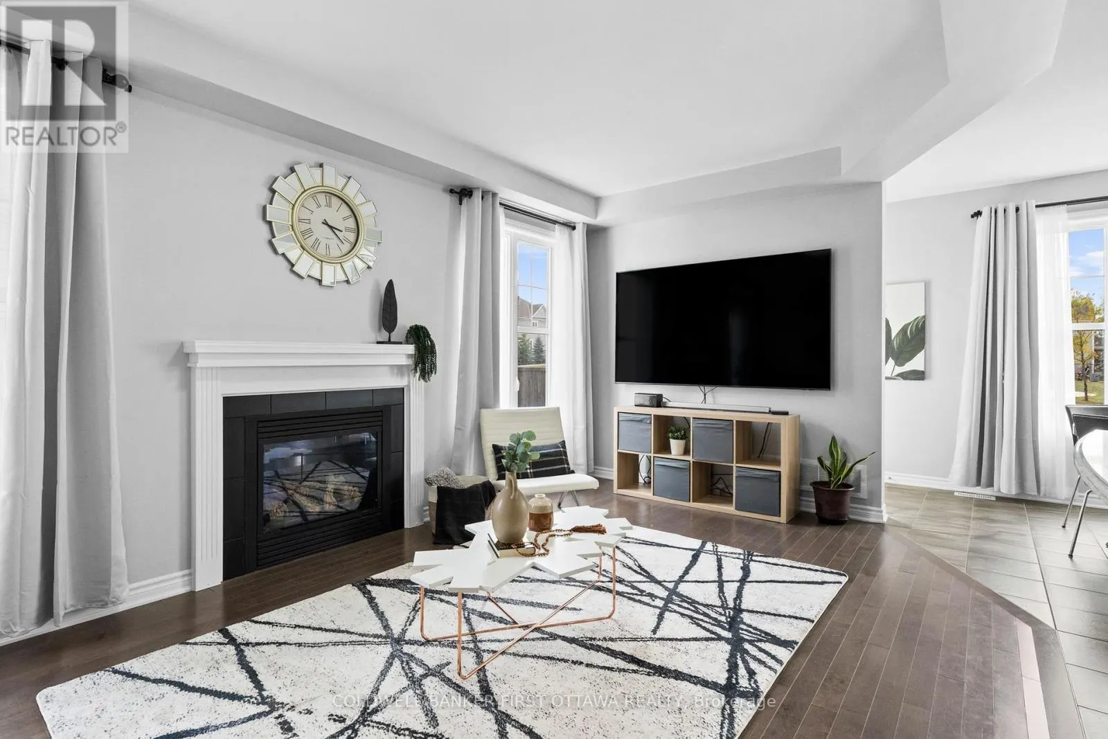 619 DUNDONALD DRIVE