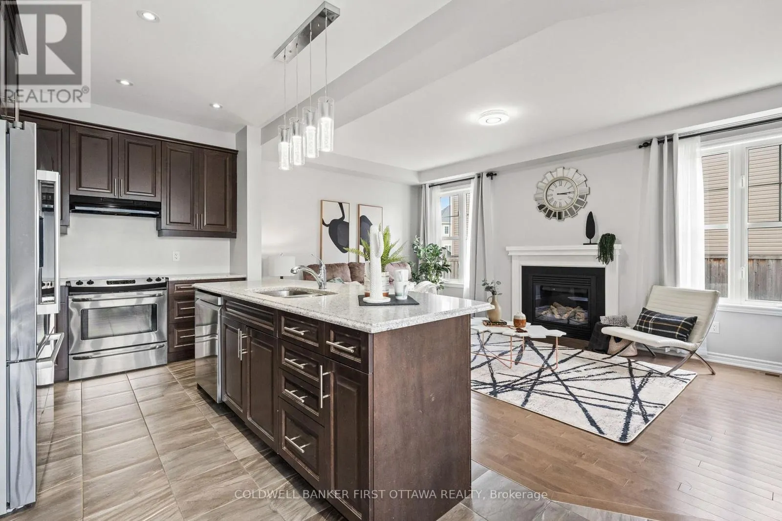 619 DUNDONALD DRIVE