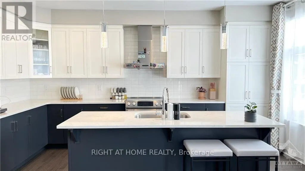 505 BRECCIA HEIGHTS