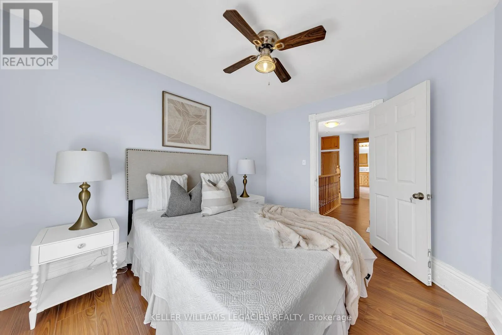 MAIN - 52 VICTORIA AVENUE N