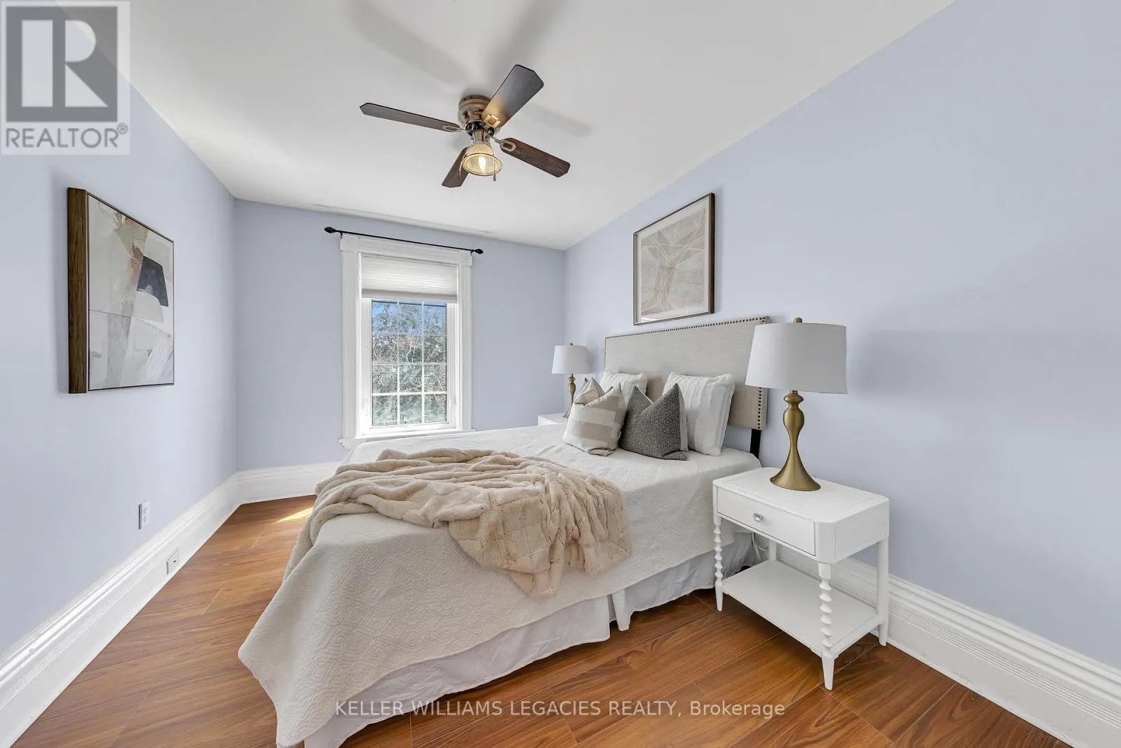 MAIN - 52 VICTORIA AVENUE N