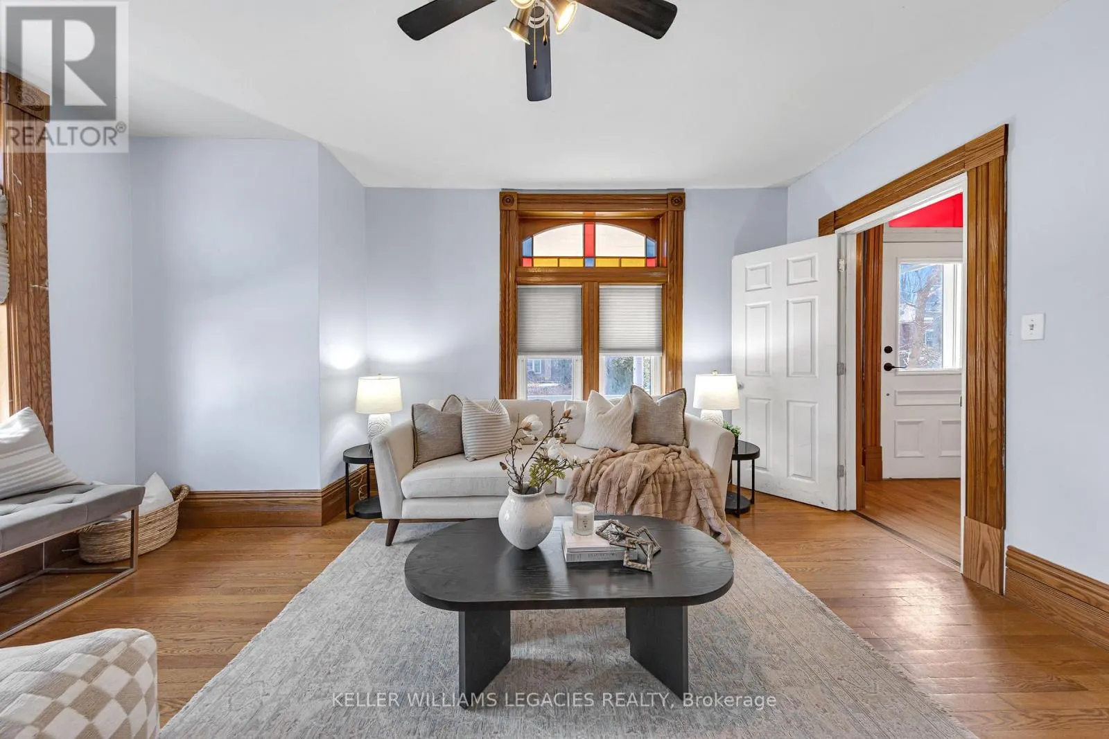 MAIN - 52 VICTORIA AVENUE N