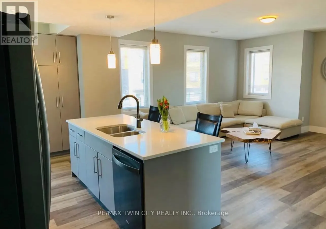 27 - 54 BRIDGE STREET W
