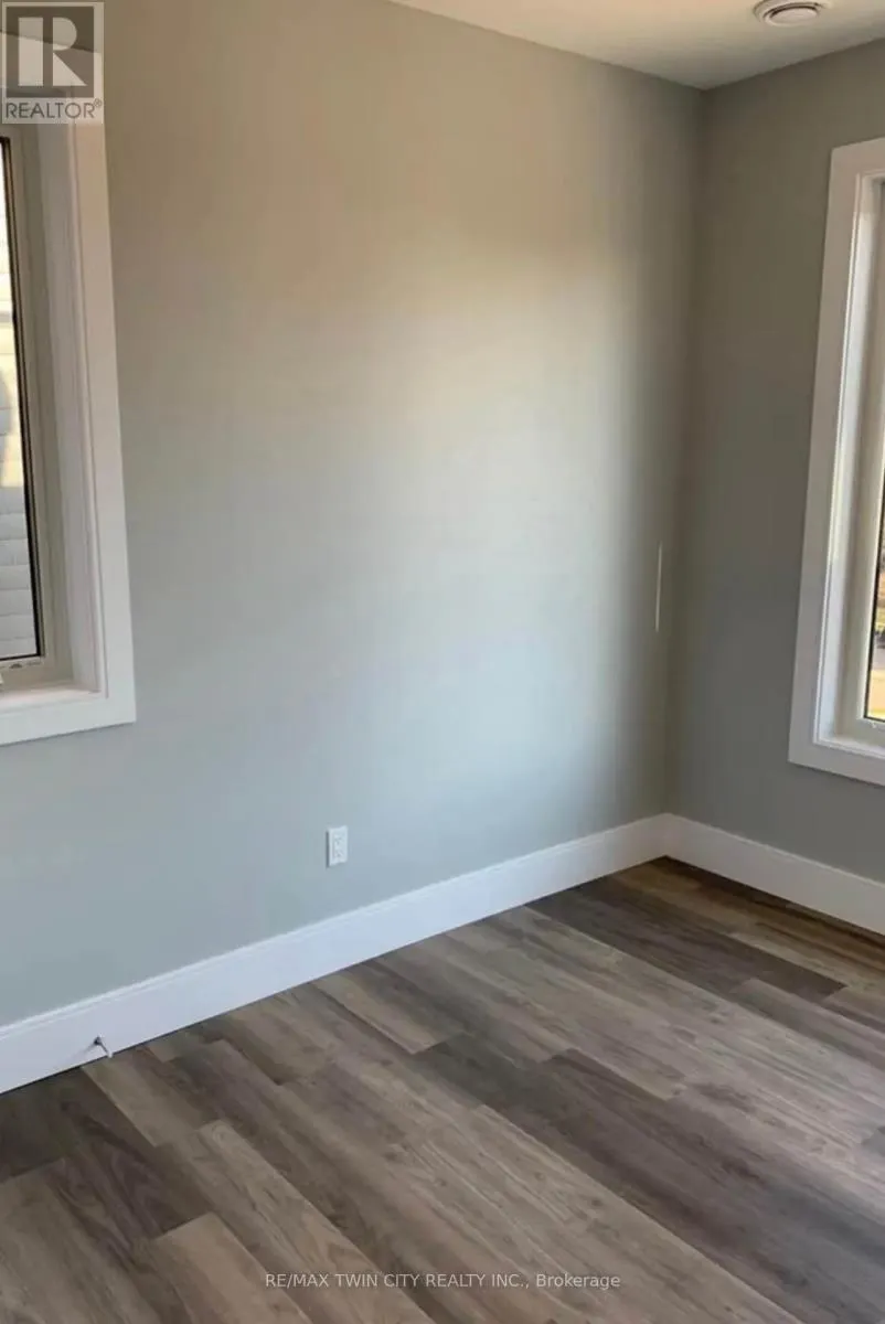 27 - 54 BRIDGE STREET W