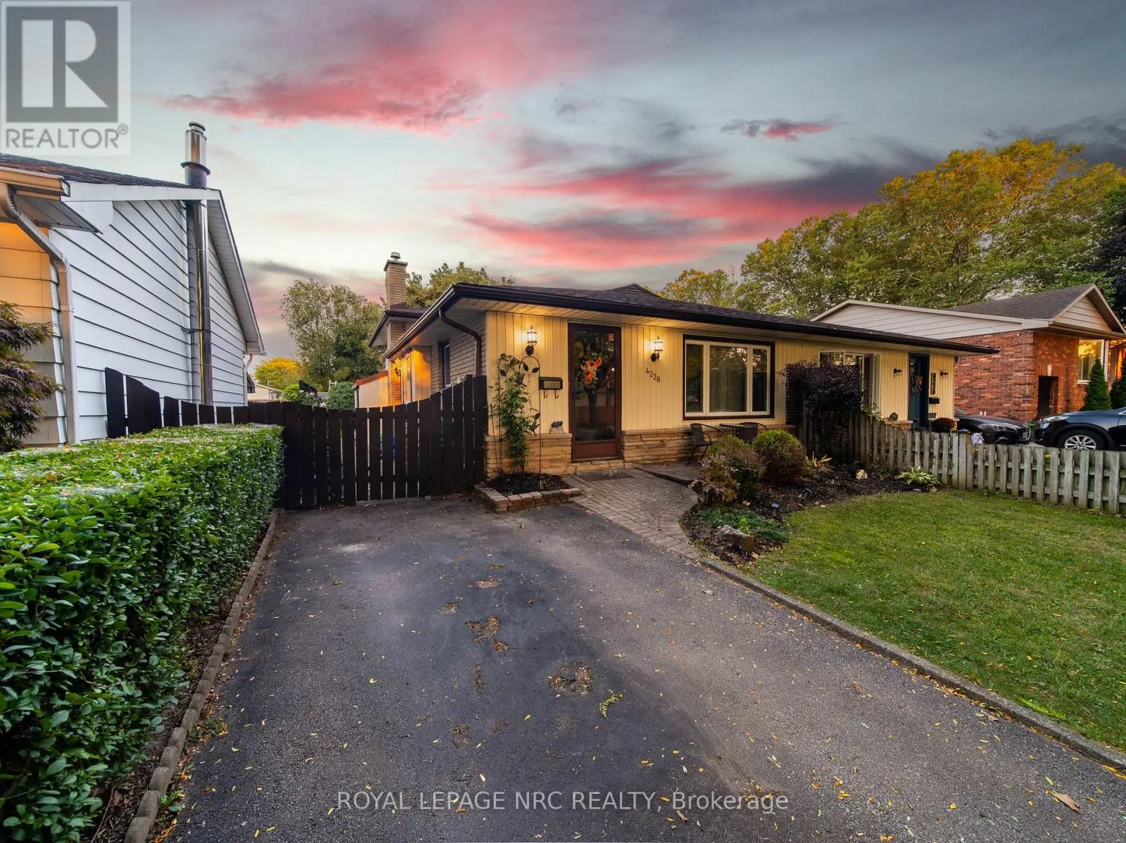 4228 YORK DRIVE