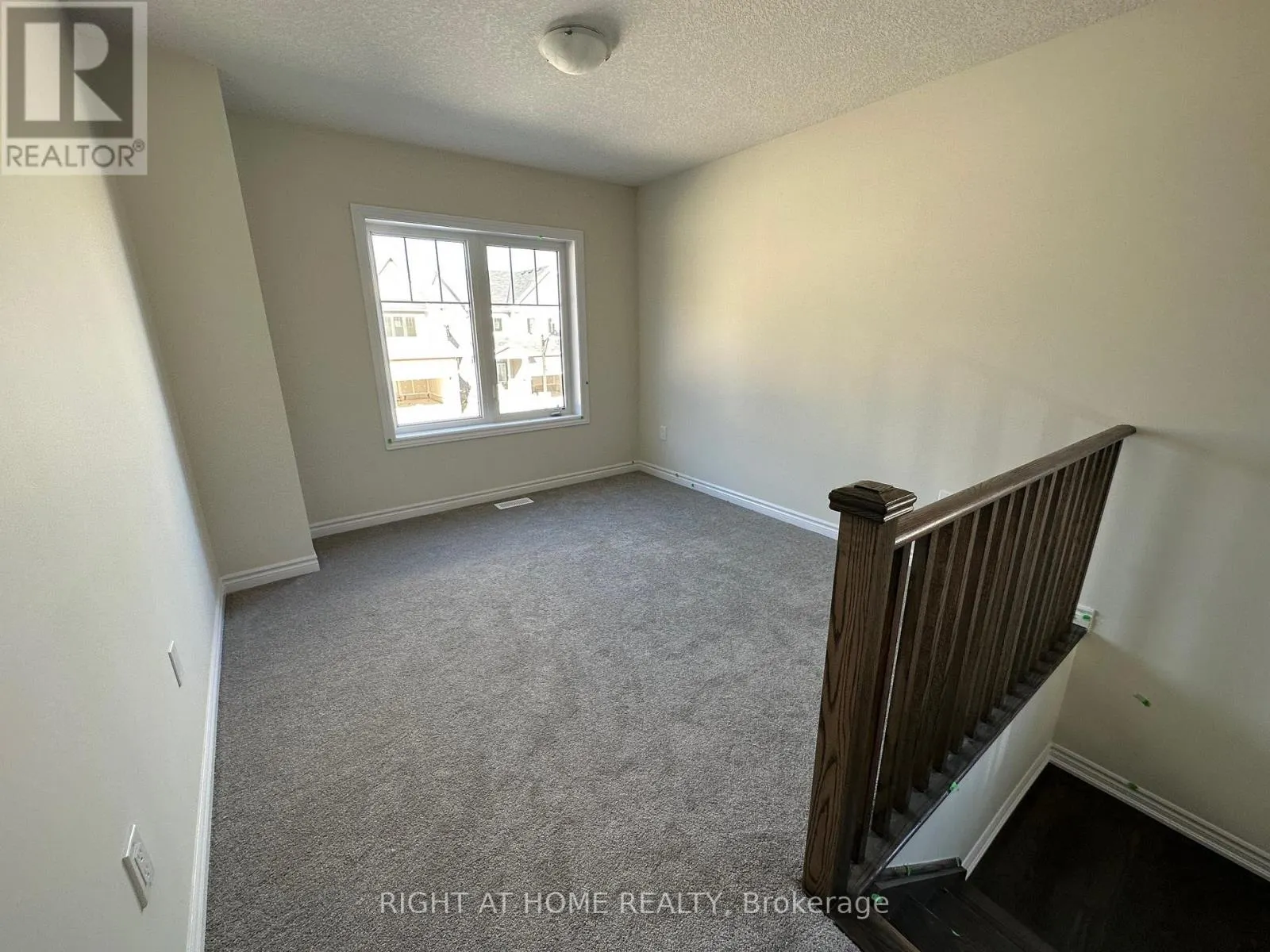 UPPER - 17 CAHILL DRIVE