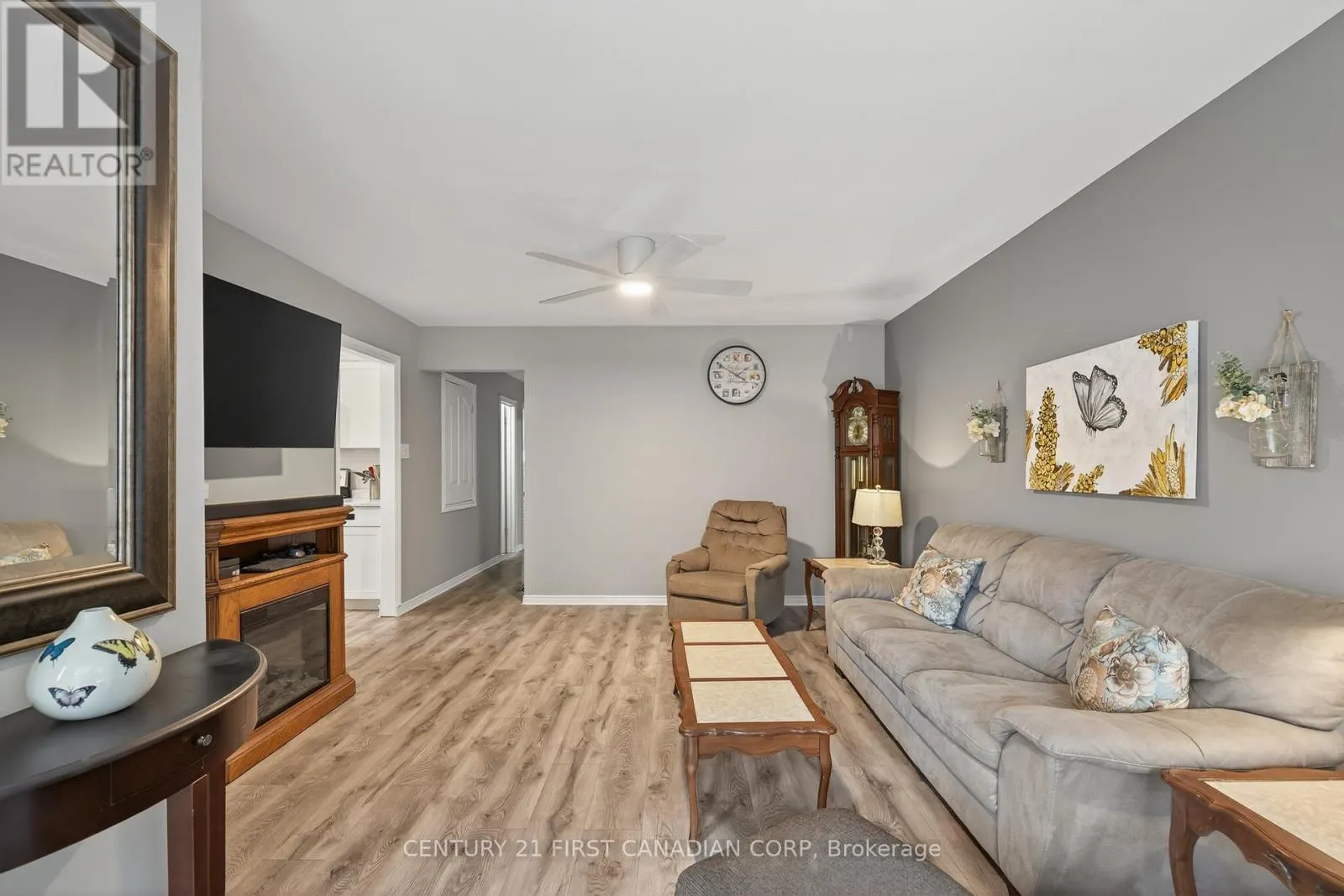 20 ASHBURY AVENUE