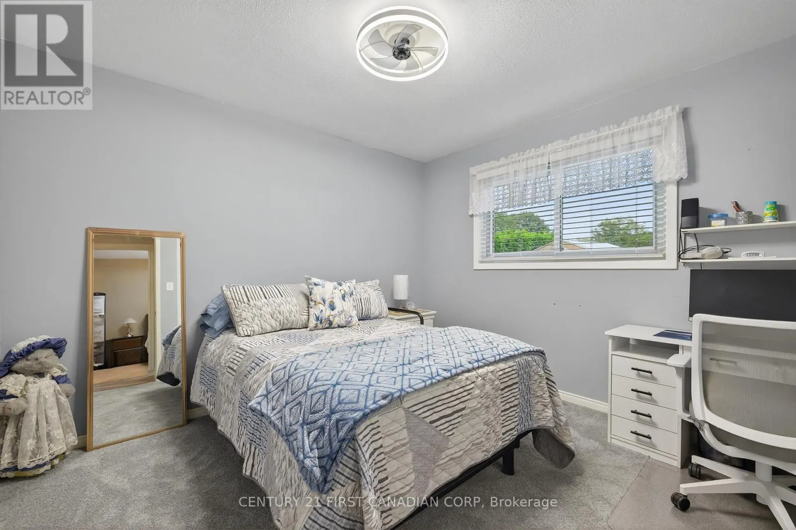 20 ASHBURY AVENUE