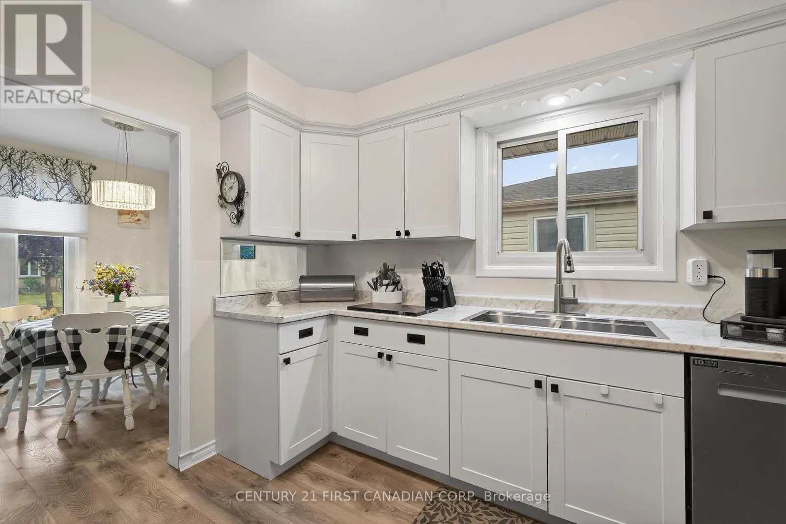 20 ASHBURY AVENUE