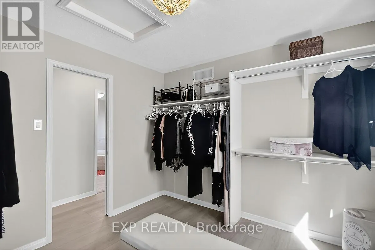 295 HARTHILL WAY