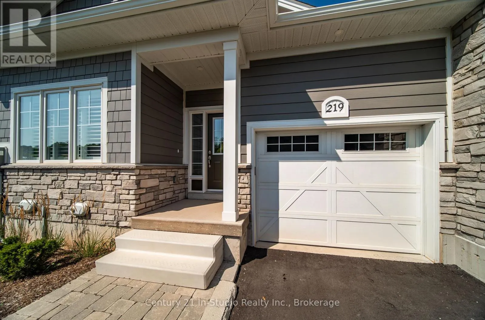 219 IRONWOOD WAY