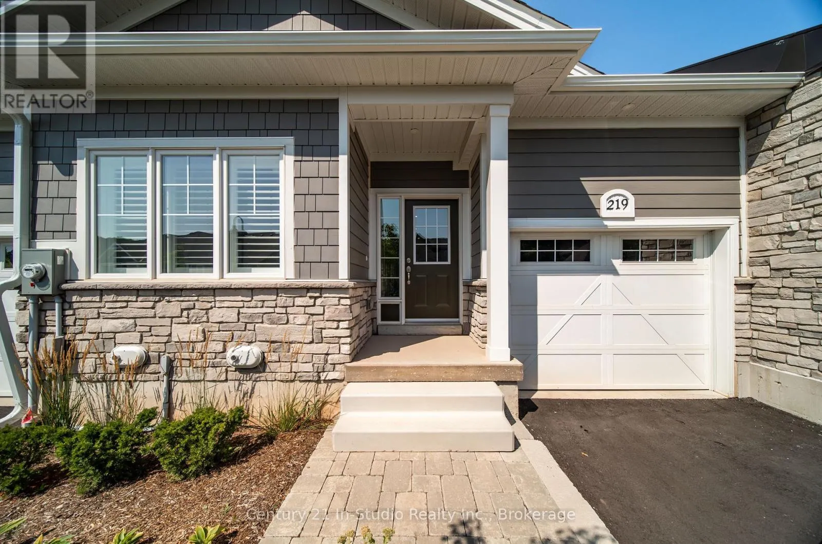 219 IRONWOOD WAY