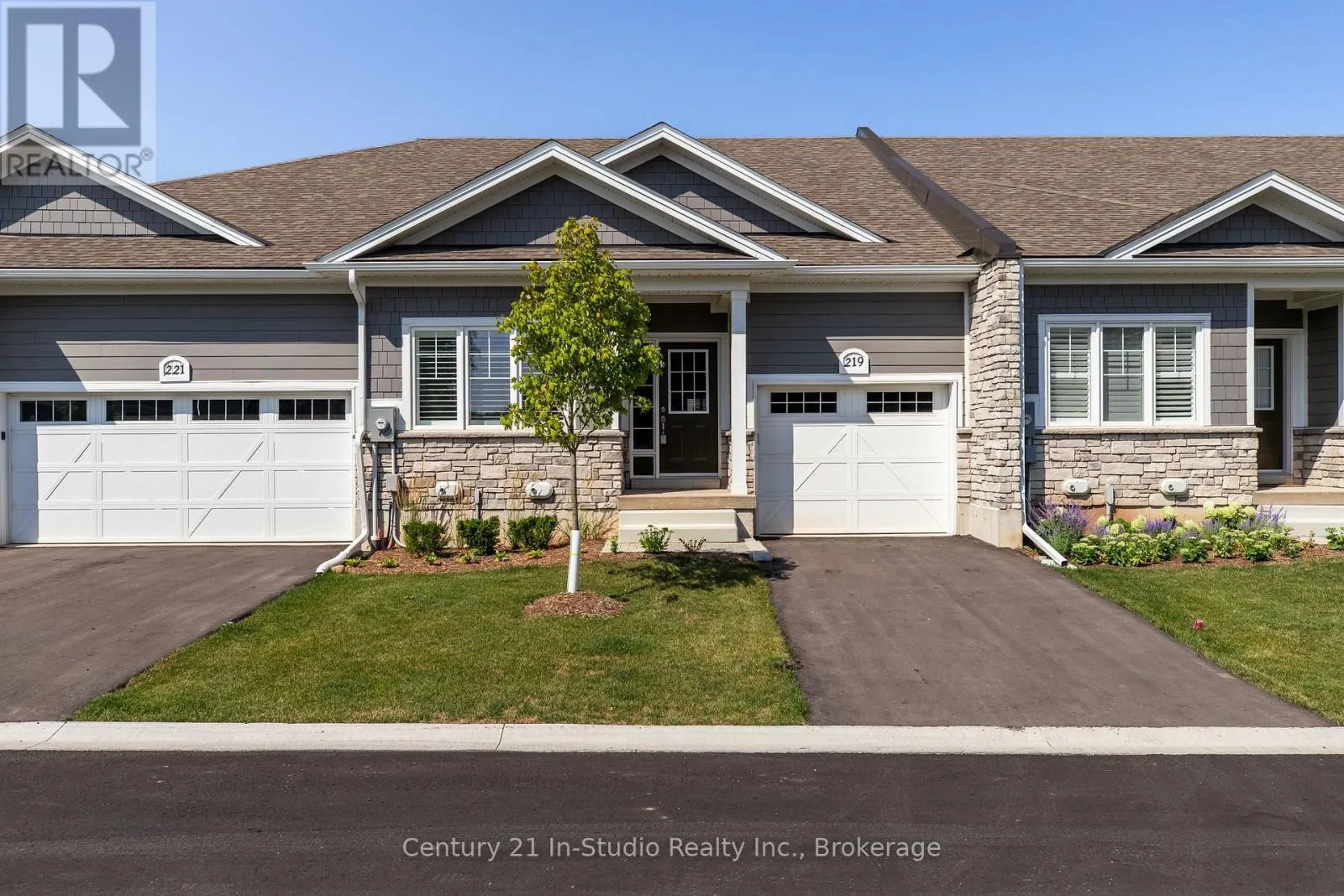 219 IRONWOOD WAY